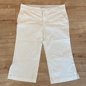 Tommy Jeans White Capris with Button Details
